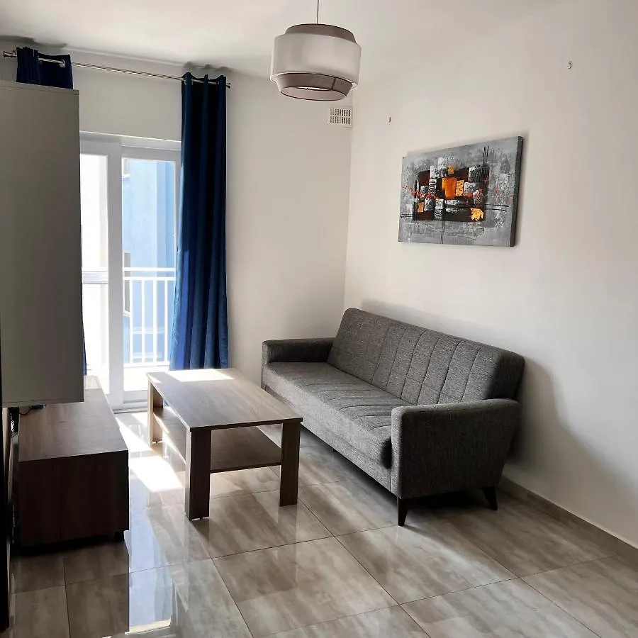 Homestay F3 Room 1, Private Double Room With Private Bathroom And Balcony Msida